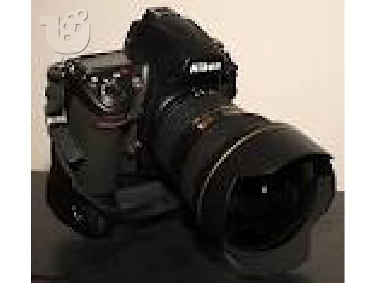 PoulaTo: Nikon D7000 16MP Digital SLR Camera